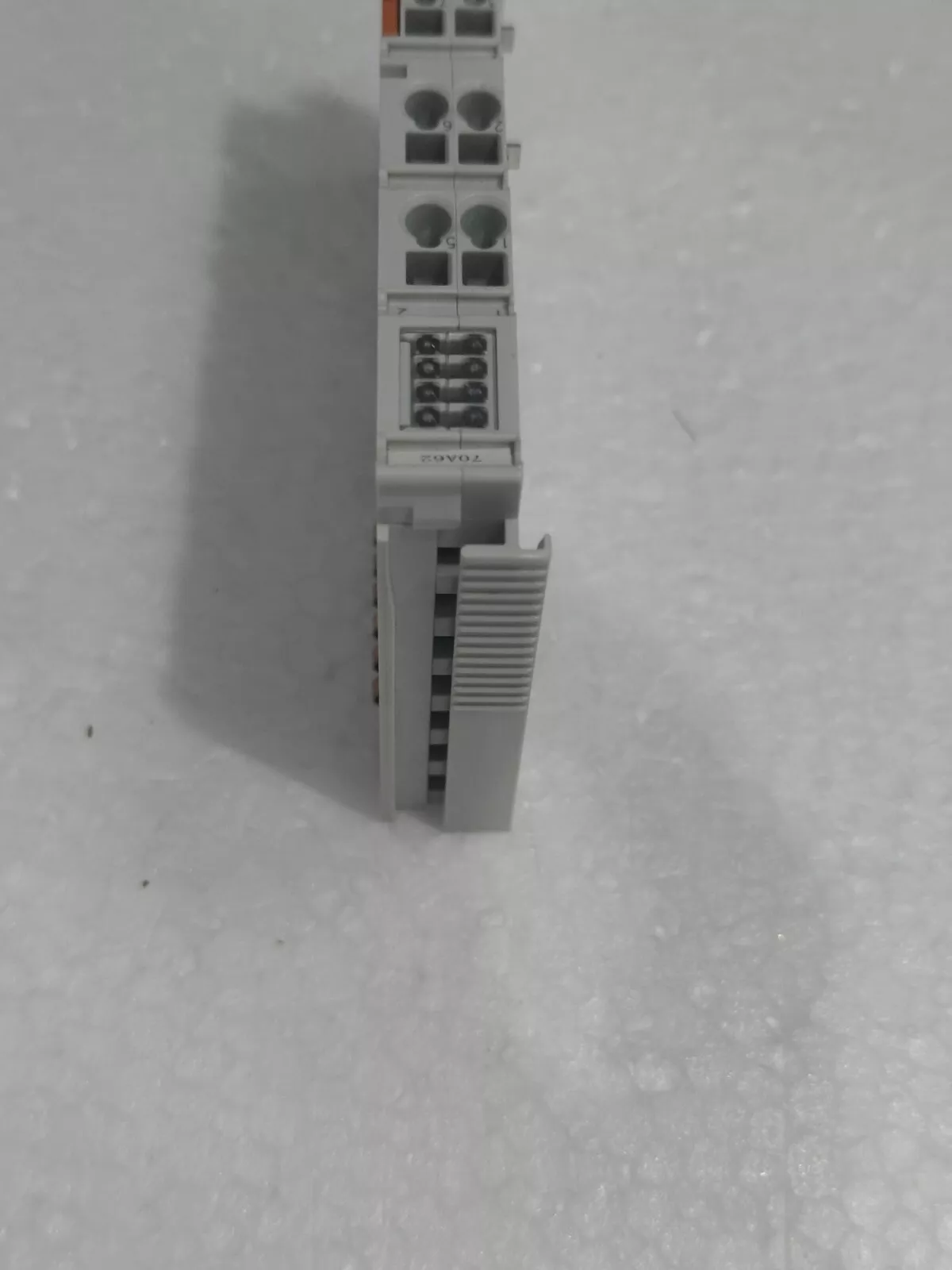 Beckhoff EtherCat EL2004 4-Channel Digital Output Module - Vue 4